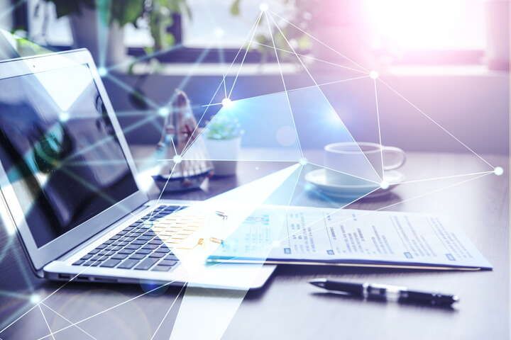 为什么这首歌让90后和AI都破防？揭秘刘德华《[天意](@replace=10001)》的跨时代共鸣